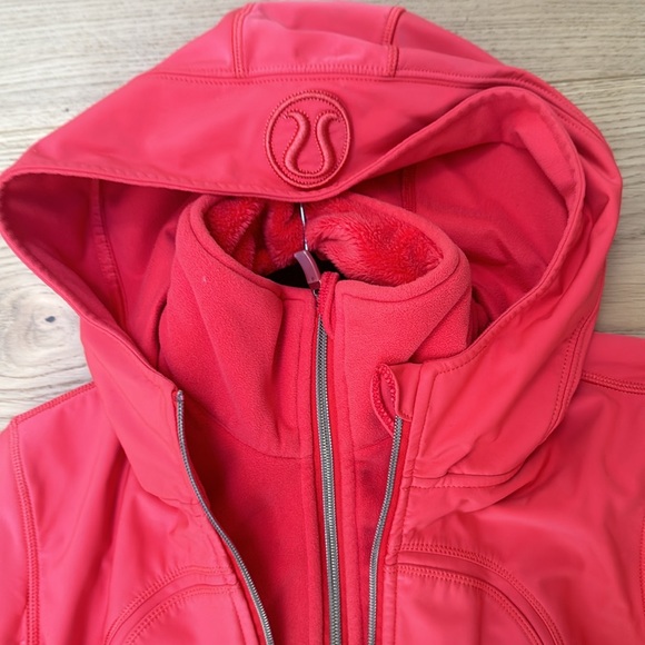 Lululemon zip up hoodie - Picture 4 of 6